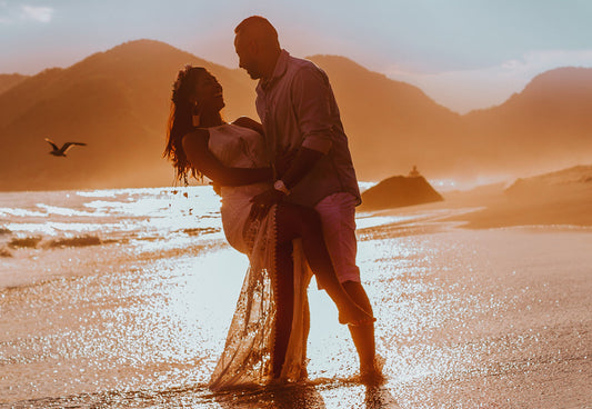 There’s Still Time To Enjoy Outdoor Summer Love!